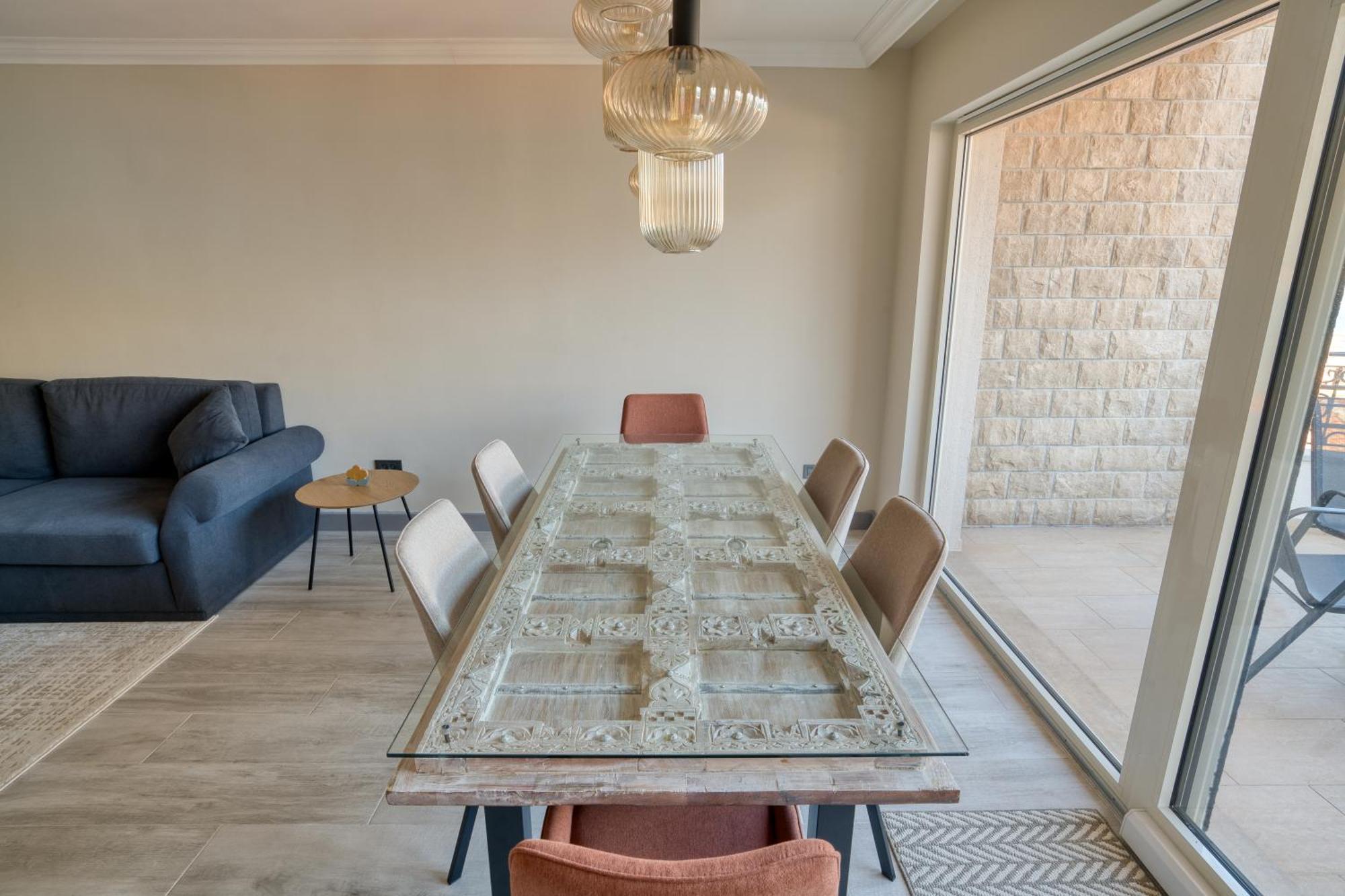 Luxurious 3-Bedroom Apartment By Mn Property Kotor Luaran gambar