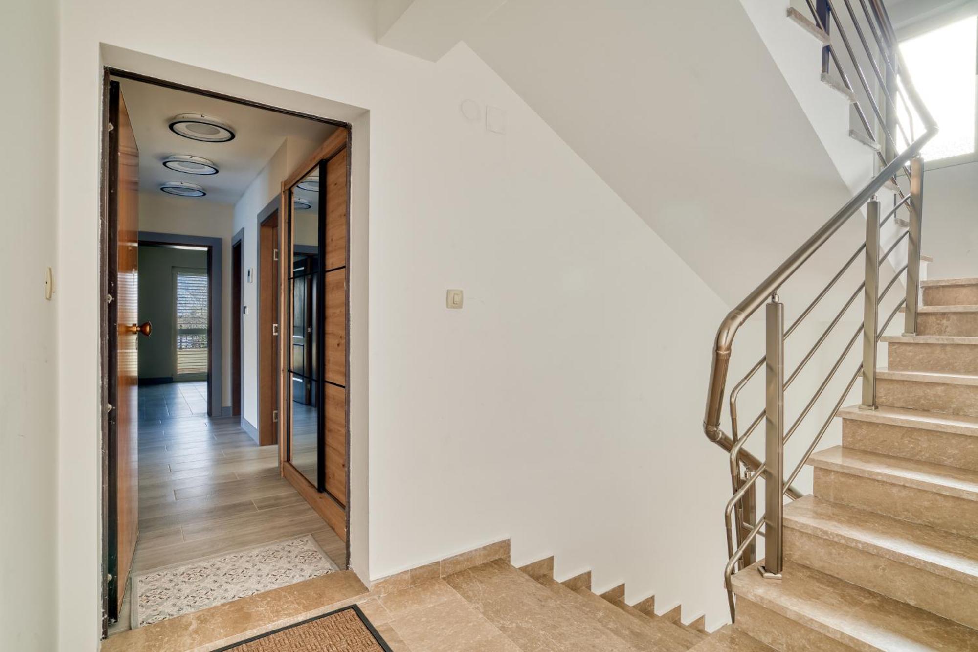 Luxurious 3-Bedroom Apartment By Mn Property Kotor Luaran gambar